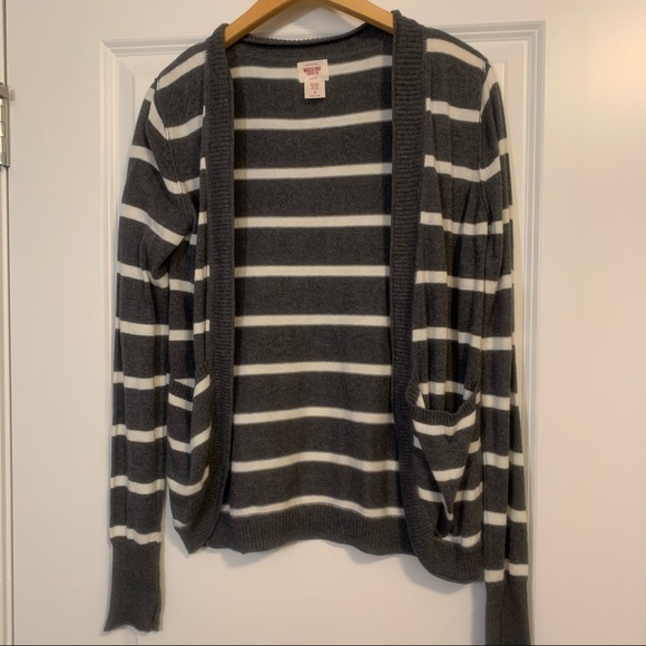 Charcoal & White Striped Cardigan - Picture 3 of 6